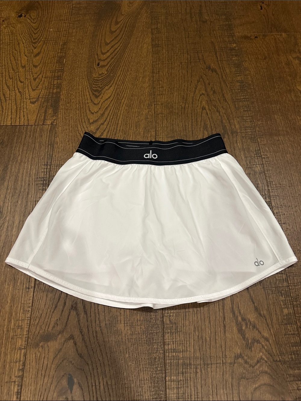 ALO Match Point Tennis Skirt- XS like new!